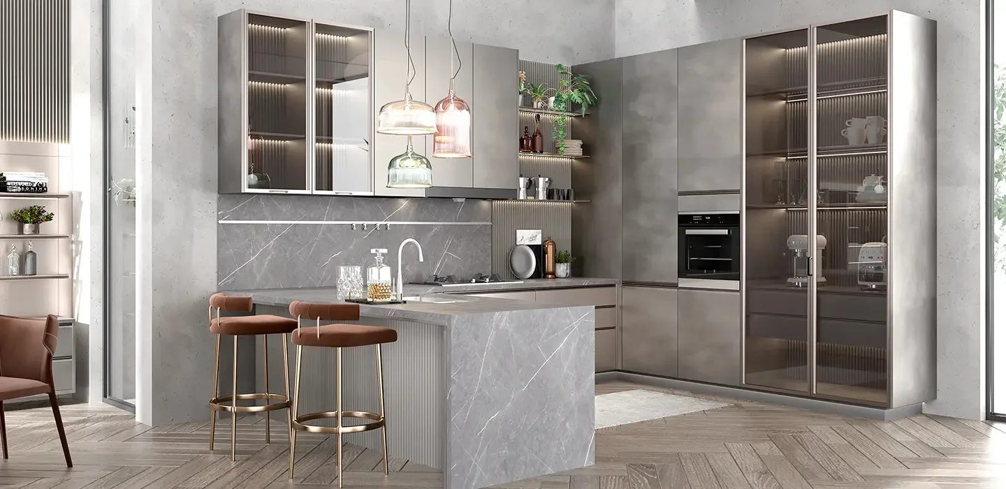 Tủ bếp chữ U màu xám cao cấp – MAESTRO