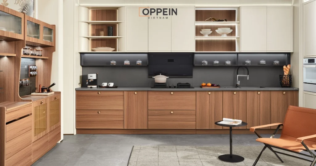 Mẫu tủ bếp âm tường phong cách tân cổ điển