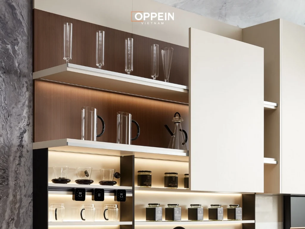 Có nên lựa chọn lắp đặt tủ bếp treo tường hay không?