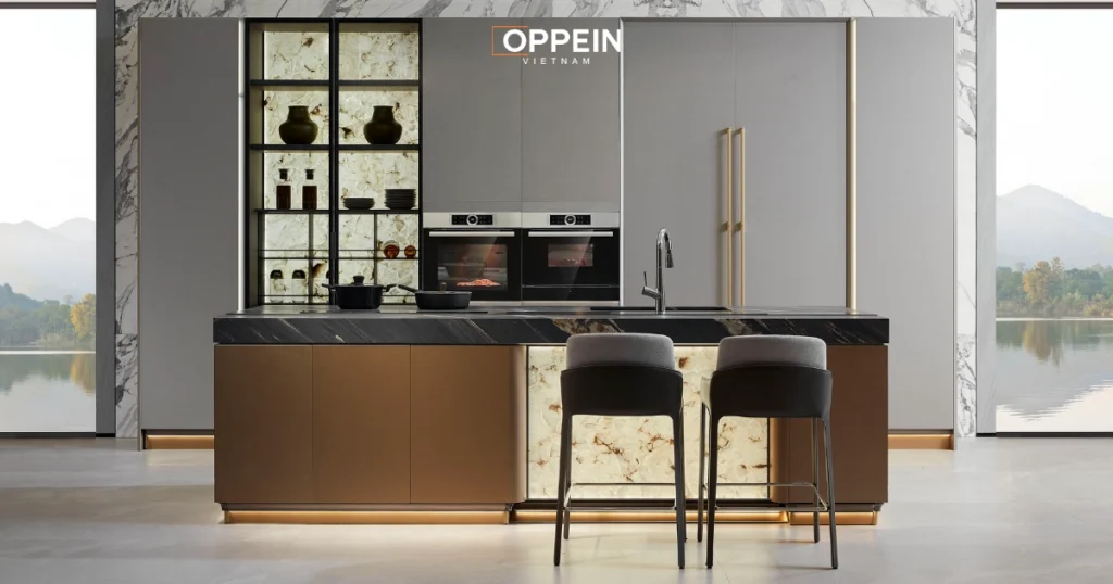 Nội thất bếp sử dụng gam màu trầm