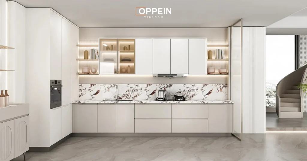 Không gian bếp cần đủ sáng và lưu thông không khí tốt để duy trì nguồn năng lượng