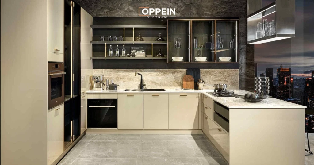 Mẫu tủ bếp đa năng hình chữ U