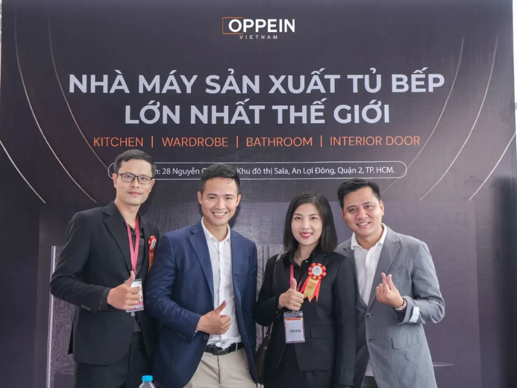 Thuong-hieu-phat-trien-toan-cau-voi-he-thong-showroom-tai-nhieu-quoc-gia